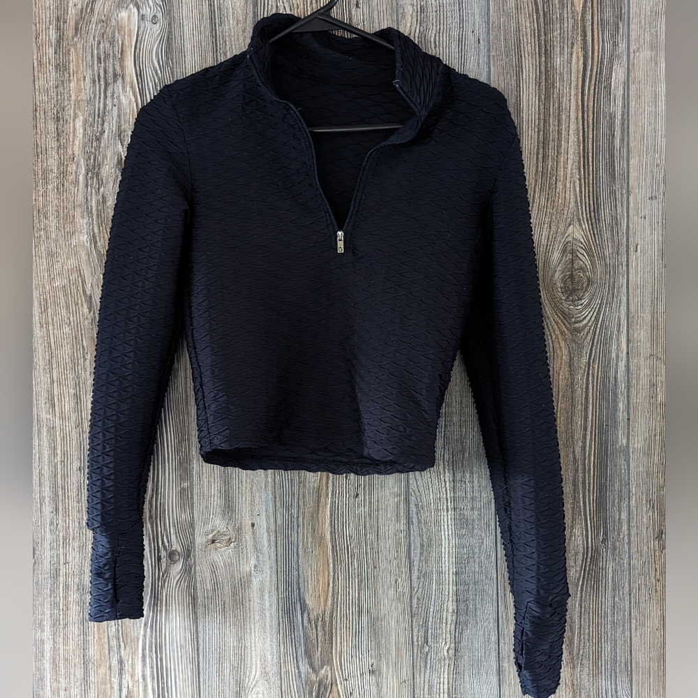 BuffBunny Long Sleeve Cropped Shirt